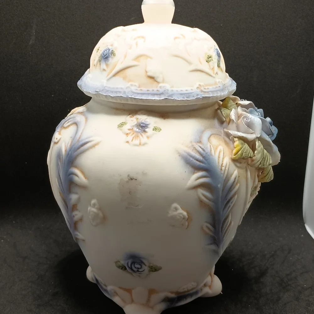 vintage porcelain jar urn white blue flower